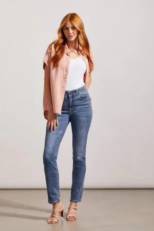 CURVY FIT STRAIGHT LEG LIGHT WASH JEAN