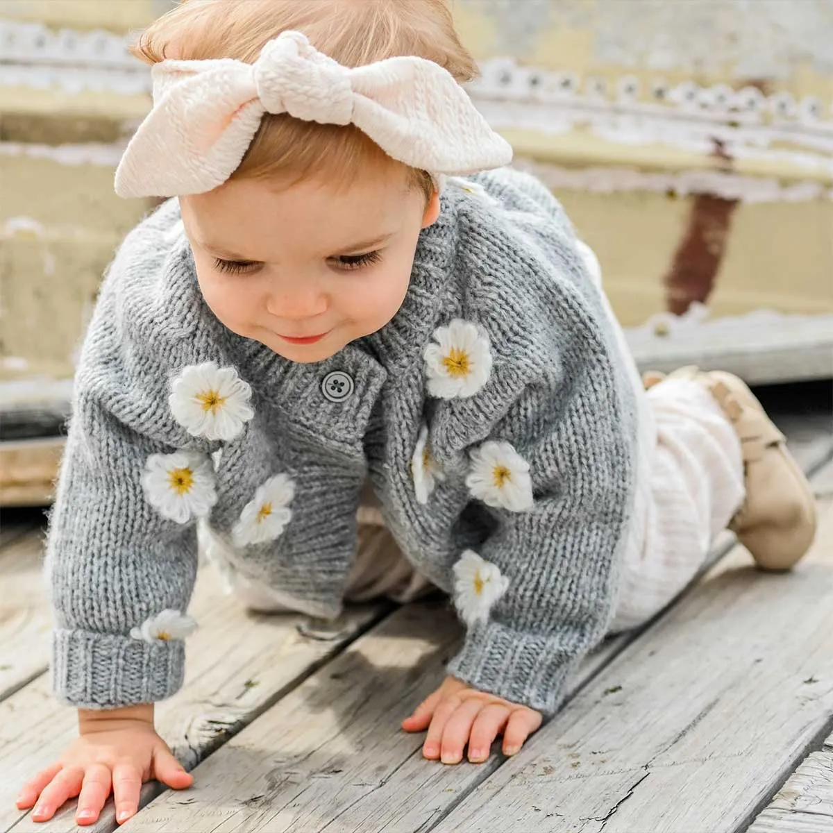 oh baby! Scandi Flower Knit Cardigan - Heather Gray