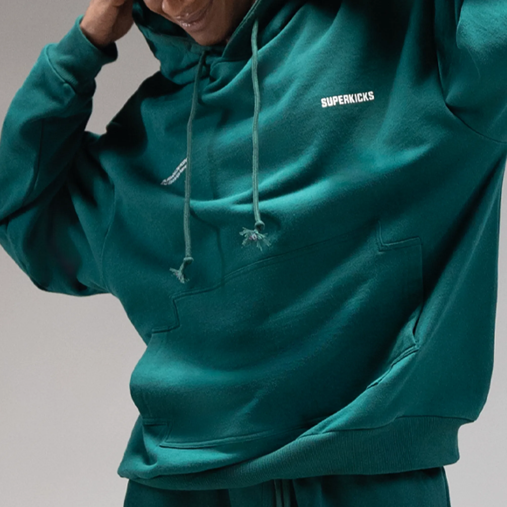 Superkicks | CORE 3.0 UNISEX HOODIE { GREEN